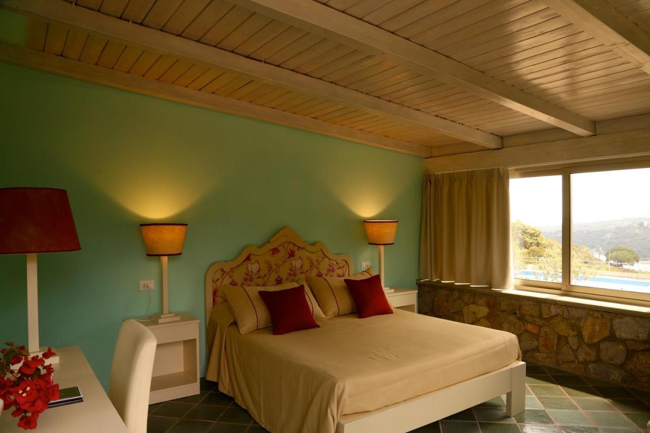 Residence Les Oliviers Porto Azzurro Zewnętrze zdjęcie