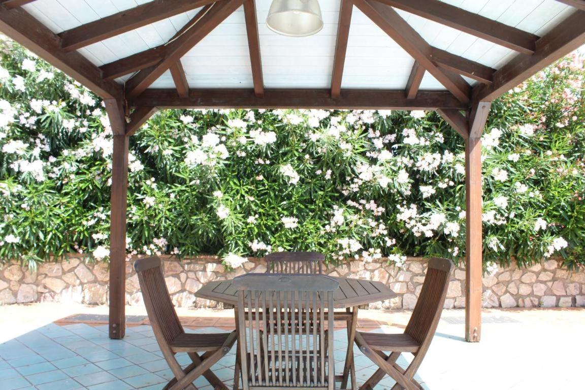 Residence Les Oliviers Porto Azzurro Zewnętrze zdjęcie